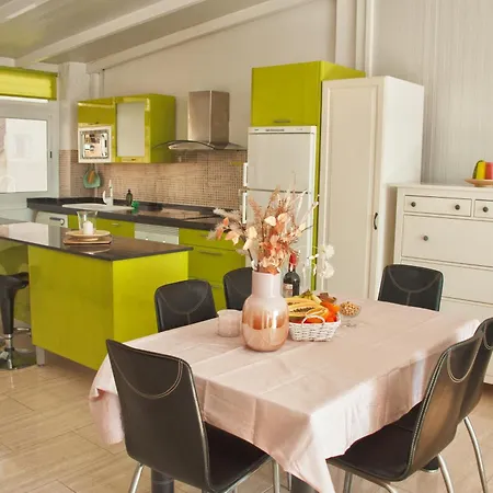 Apartment Urban Harmony Nest *